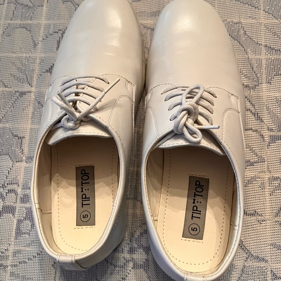 Tip Top Kids Sonoma White Matte Tuxedo Shoes - Picture 3 of 4
